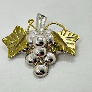 Vintage MJ Signed, Mixed Metal Grape Cluster With Vines, Brooch, Silver, Gold